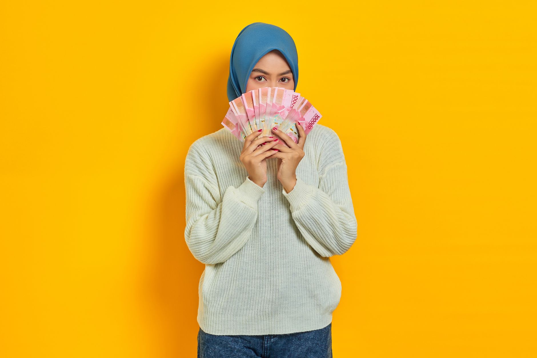 Estimasi biaya umroh per orang termasuk tiket, visa, akomodasi, dan paket layanan lengkap