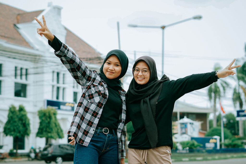 Biaya umroh 2 orang terjangkau dengan fasilitas lengkap dan promo menarik.